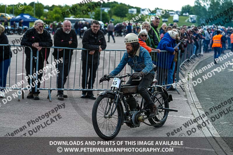 Vintage motorcycle club;eventdigitalimages;no limits trackdays;peter wileman photography;vintage motocycles;vmcc banbury run photographs